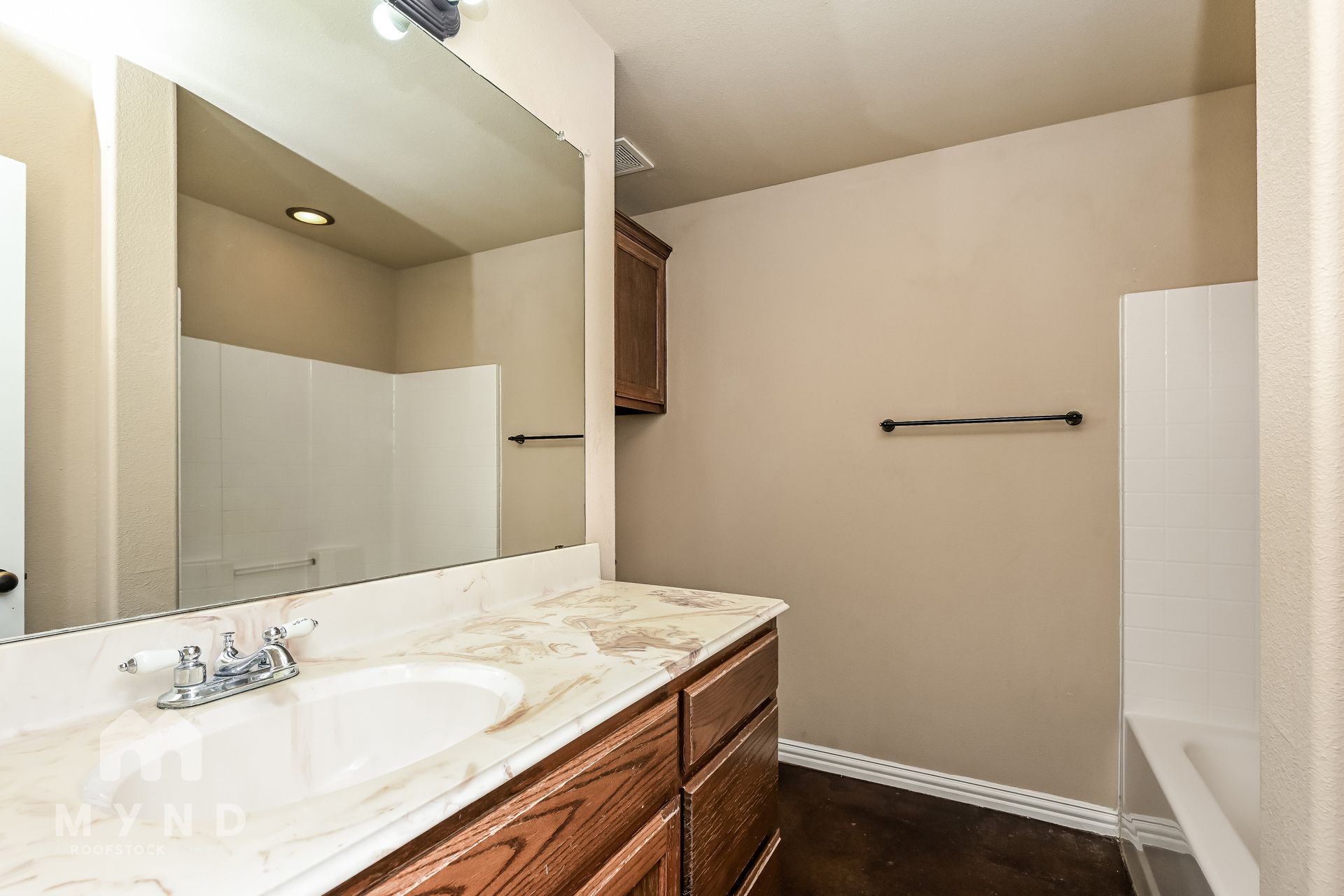 Building Photo - 123 Jolin Ln