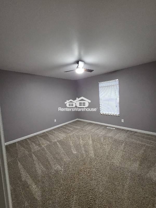 Building Photo - 74 Breezeview Dr