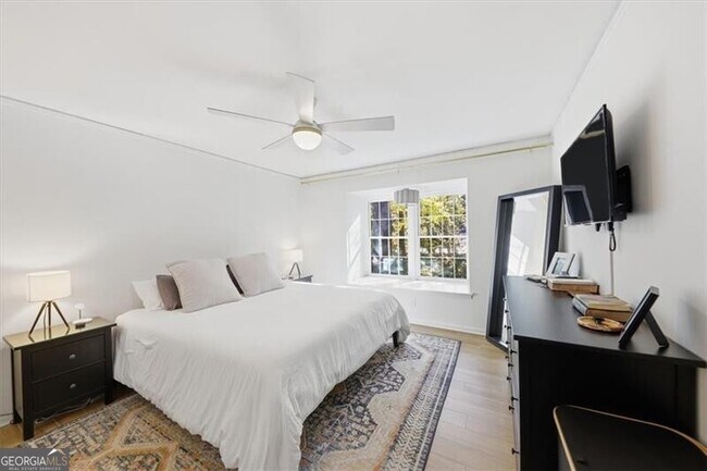 Building Photo - 133 Woodmere Square NW