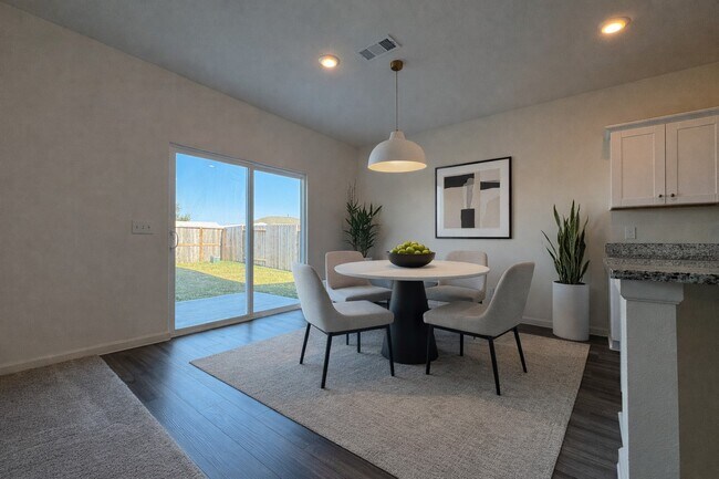 Building Photo - 8219 Vacek Xing Wy