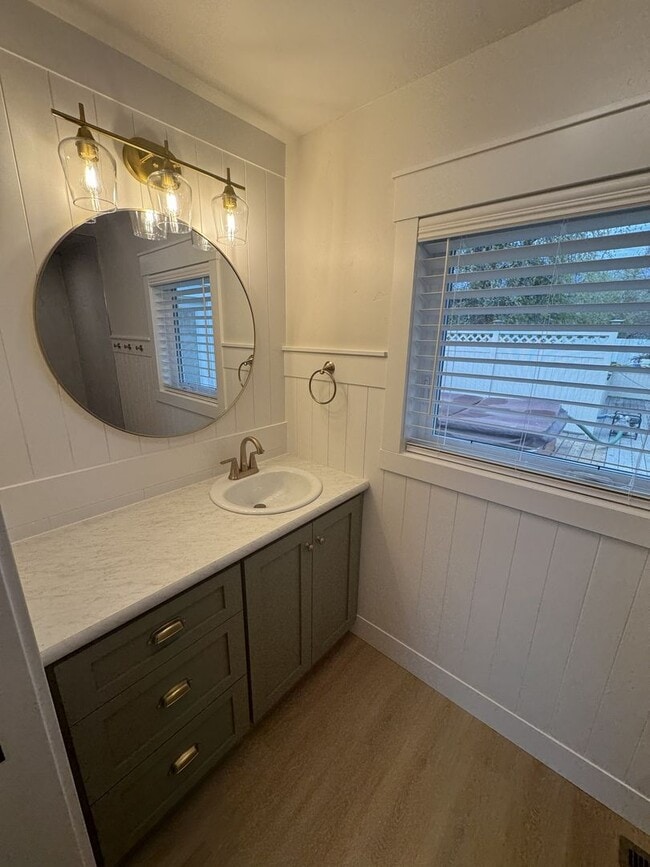 Building Photo - Completely Remodeled 4 Bed, 2 Bath Country Home – 1.5 Acres – Horse & Livestock Friendly!