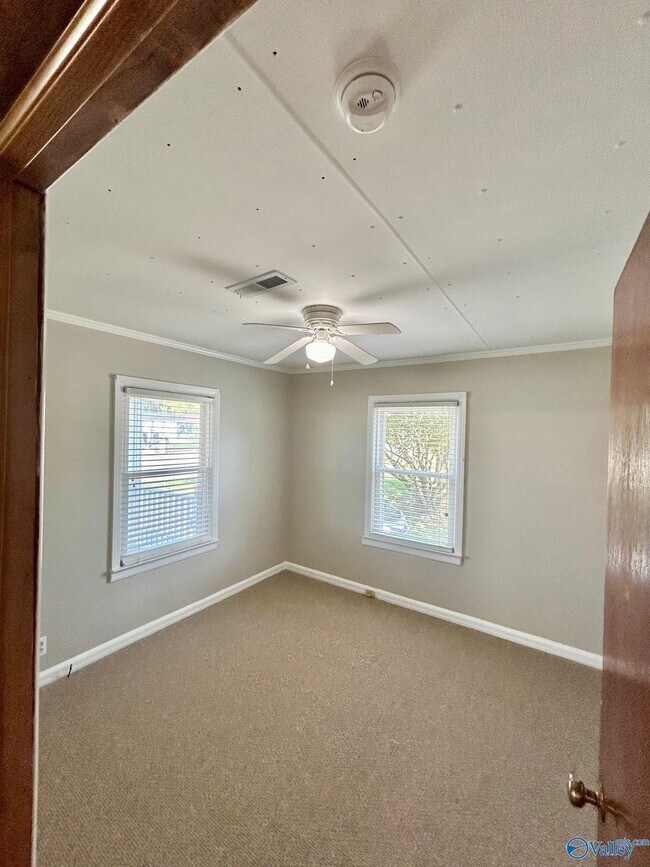 Building Photo - 4718 Meridian St N