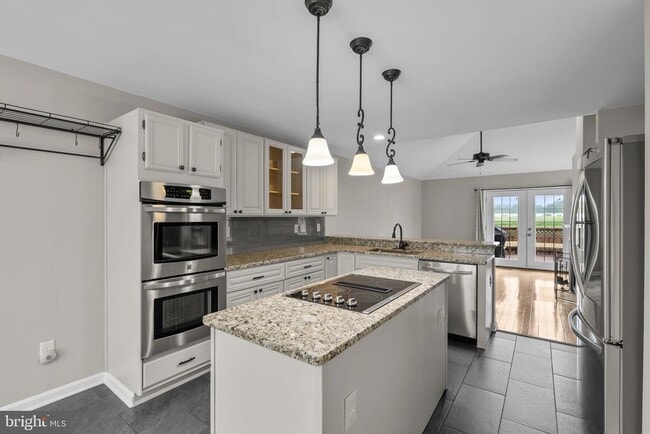 Building Photo - 20303 Marketree Pl