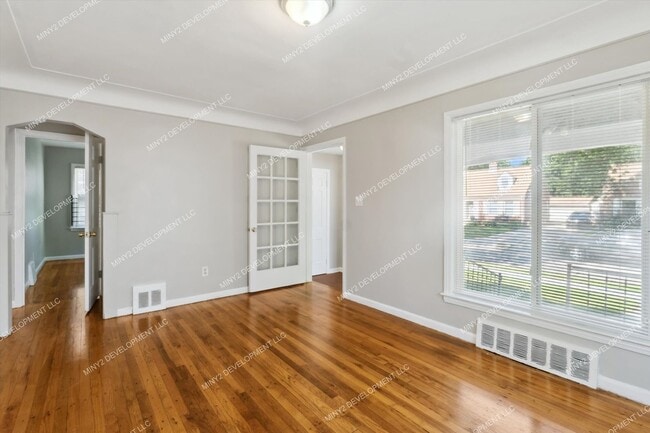 Building Photo - Charming Westside 3-Bedroom Brick Bungalow...