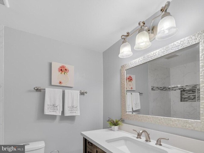 Building Photo - 2908 Kings Chapel Rd