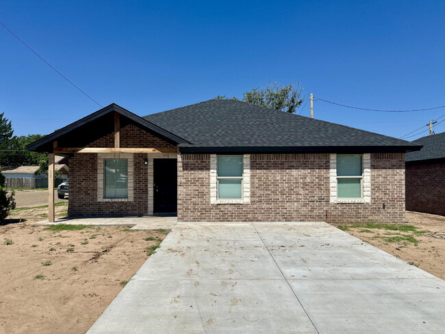 Building Photo - New Construction in Abernathy, TX