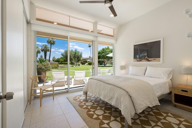 Building Photo - 72915 El Paseo