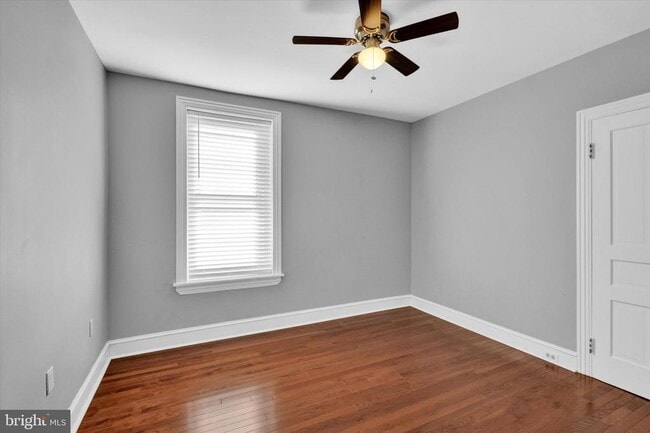 Building Photo - 205 Hermitage St