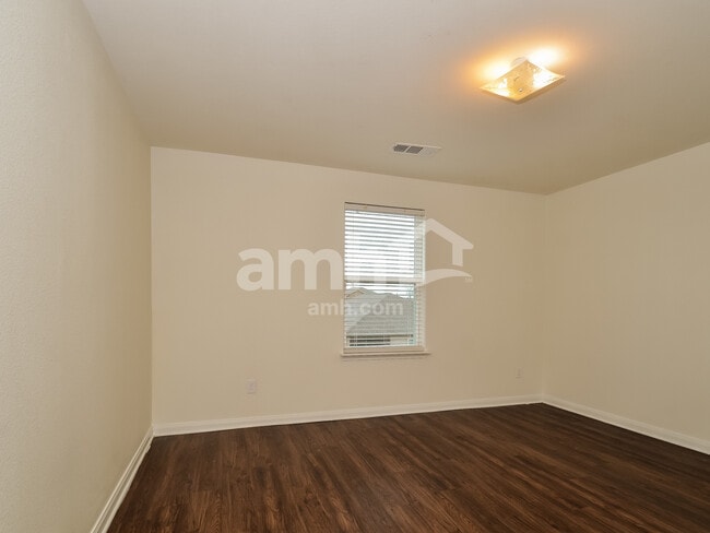 Building Photo - 1708 Hot Springs Way