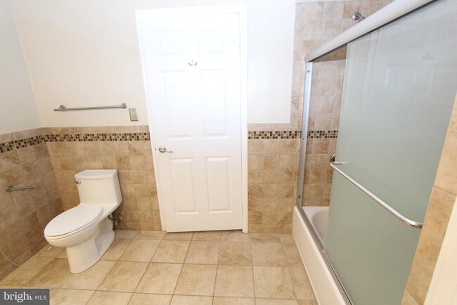 Building Photo - 110 Biscayne Ct