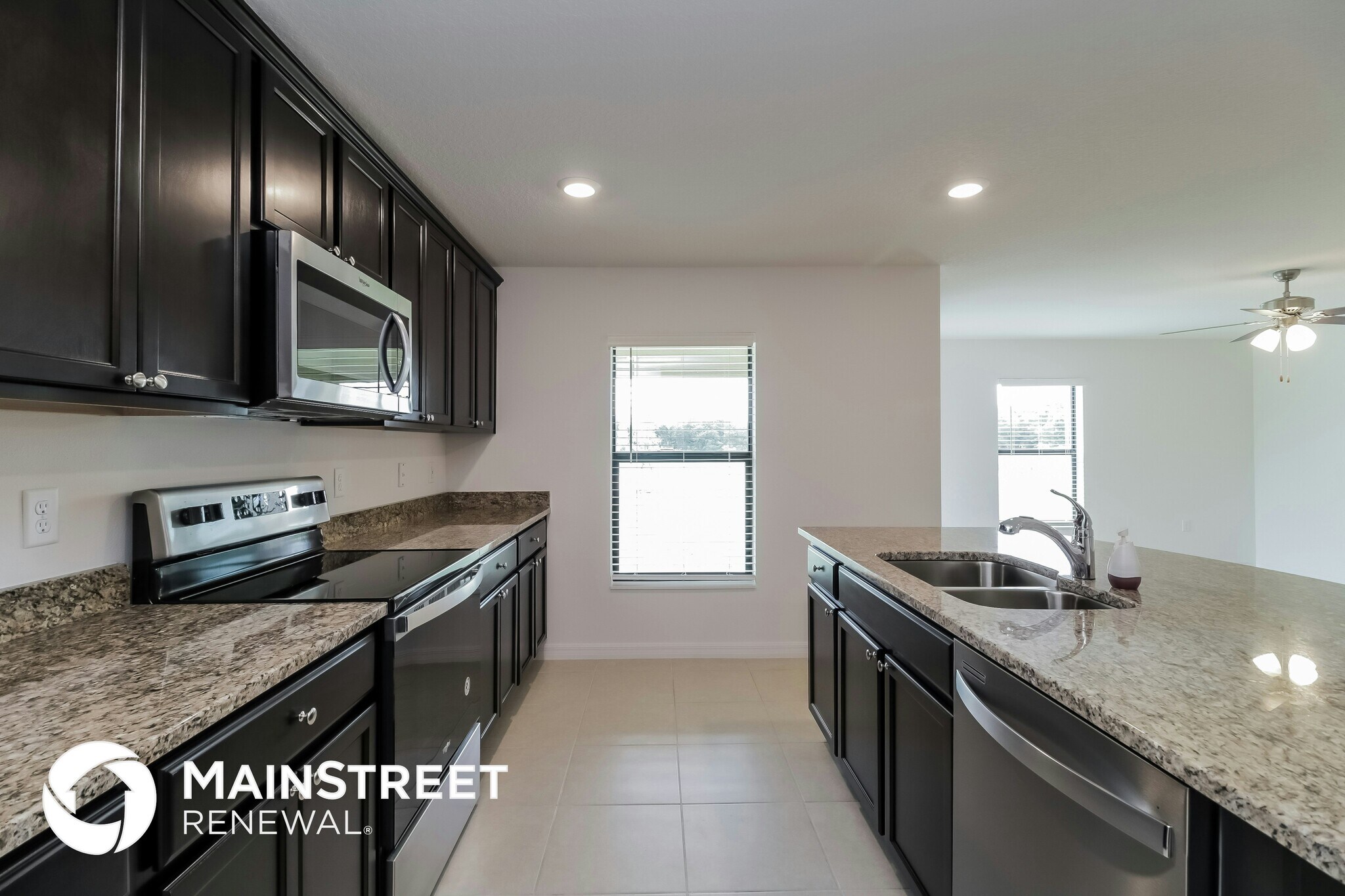 Building Photo - 35637 Rose Moss Ave