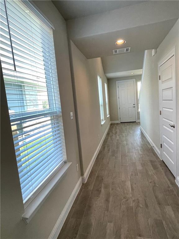 Building Photo - 148 Riverhill Dr
