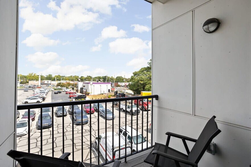 Building Photo - 8510 Westfield Blvd