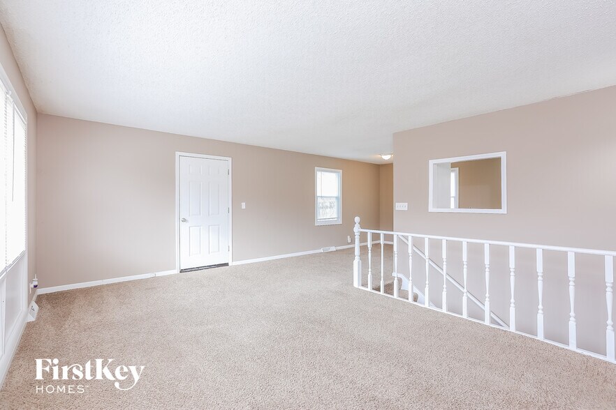 Building Photo - 1104 Kearney Rd