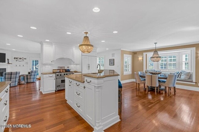 Building Photo - 101 Neptune Pl