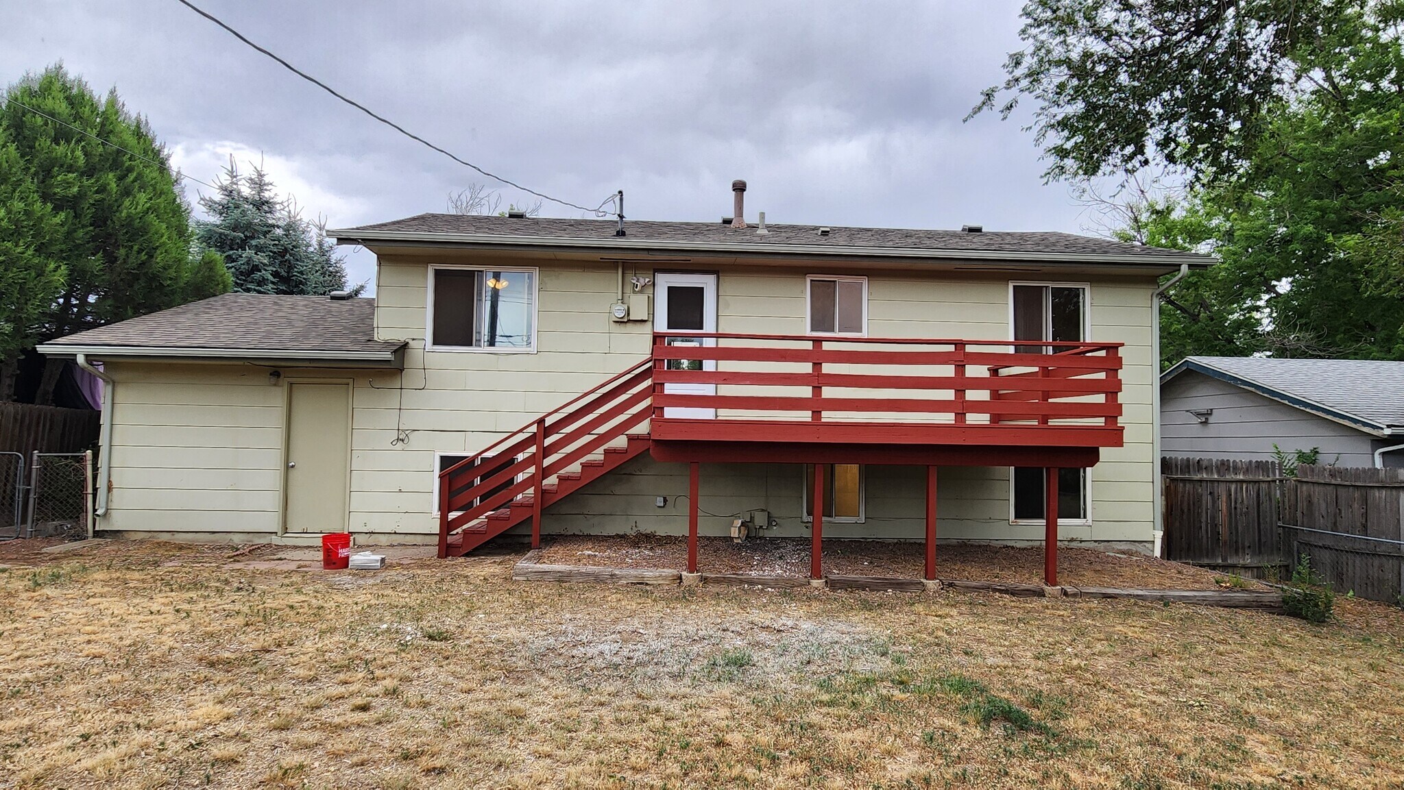 Building Photo - 2228 Fernwood Drive