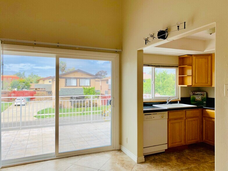 Building Photo - 1419 California St