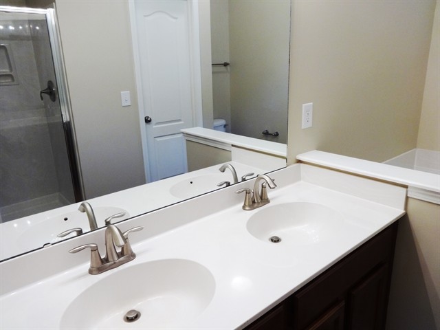 Building Photo - 1213 Briar Rose Lane