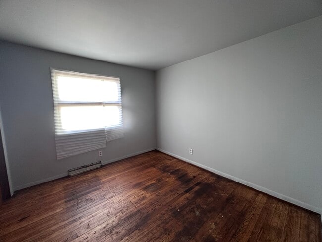 Building Photo - 101 Virginia-N