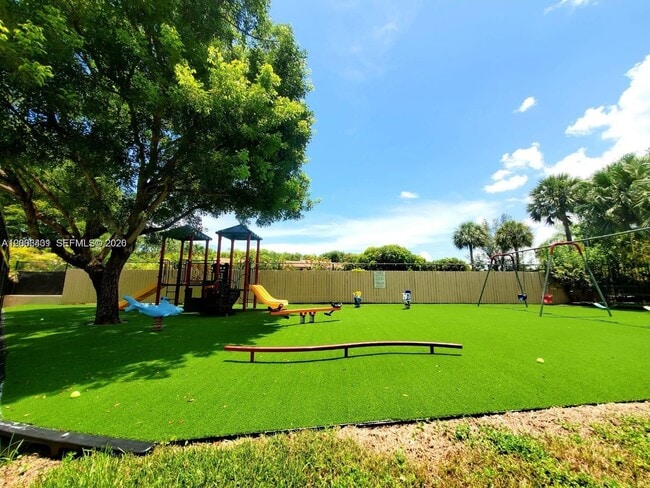 Building Photo - 3619 Torremolinos Ave