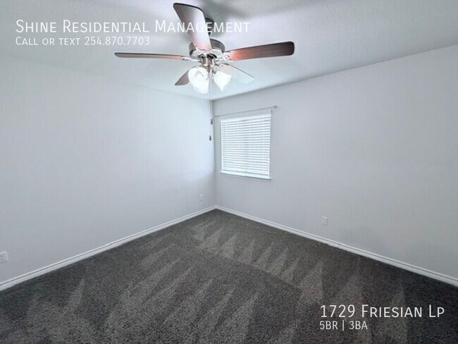 Building Photo - 1729 Friesian Lp