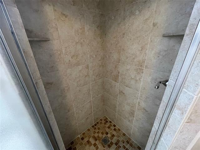 Building Photo - 5516 Lewis Ct