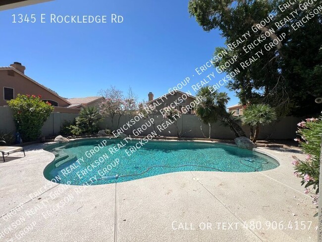 Building Photo - 1345 E Rockledge Rd