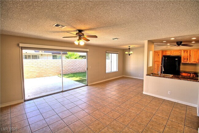 Building Photo - 2349 Canfield Dr