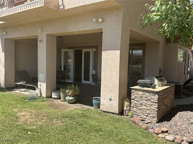 Building Photo - 141 Cliff Valley Dr
