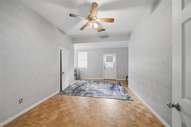 Building Photo - 1510 Truxillo St