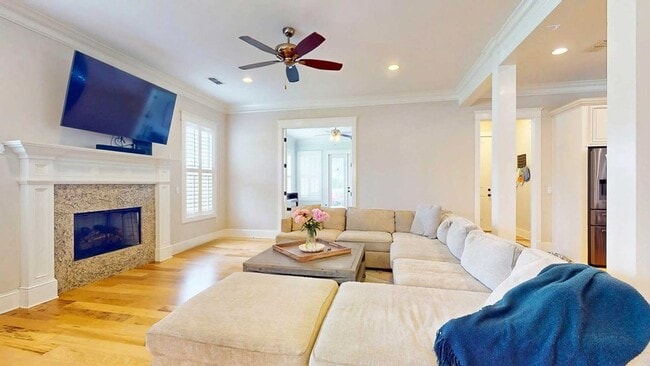 Building Photo - 321 Madison Grove Blvd