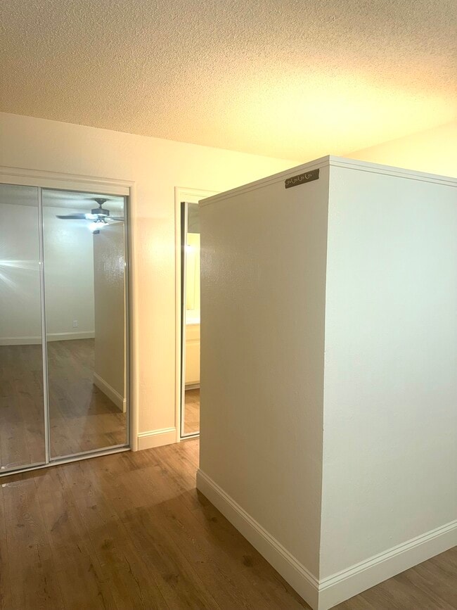 Building Photo - 4548 N Meridian Ave