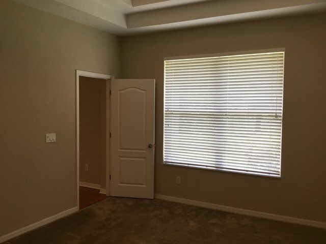 Building Photo - 7729 Grasmere Dr