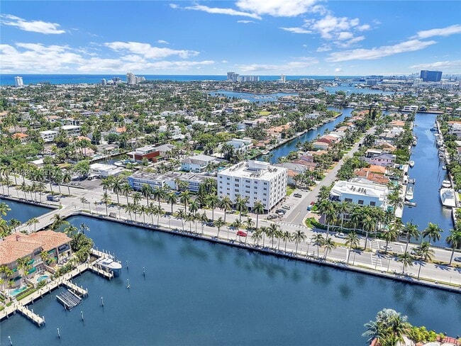 Building Photo - 1770 E Las Olas Blvd
