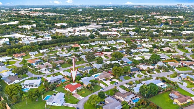 Building Photo - 3931 Flag Dr