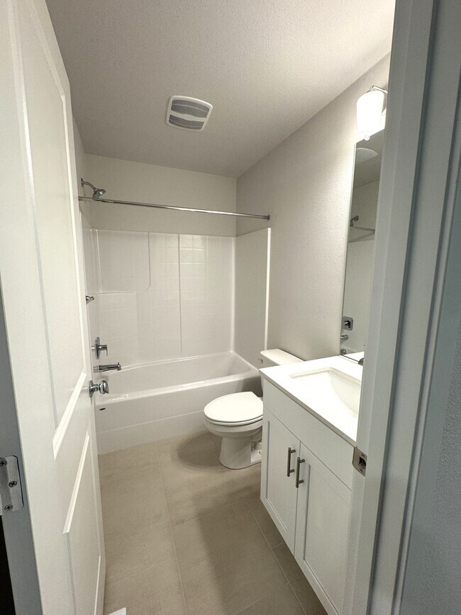 Building Photo - 15083 NW Ethel Ln