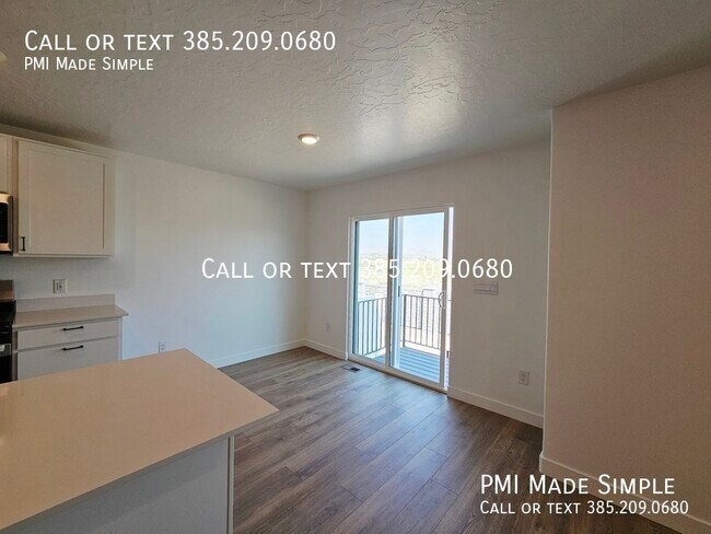 Building Photo - 866 E Sand Dollar Wy