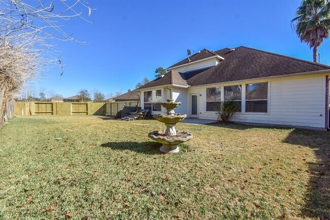 Building Photo - 2811 Little Spring Cir