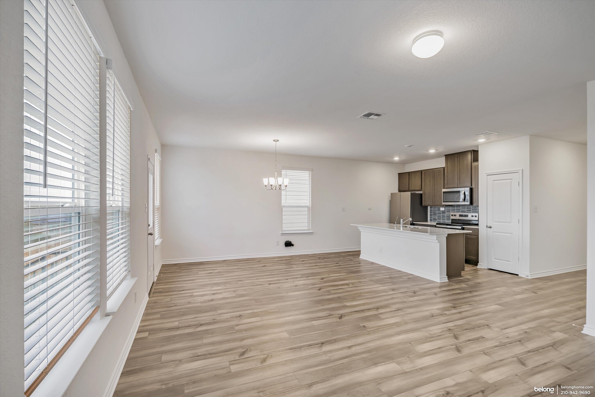 Building Photo - 2519 Chronos Dr