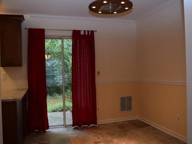Building Photo - 3101 Queen Anne Ct