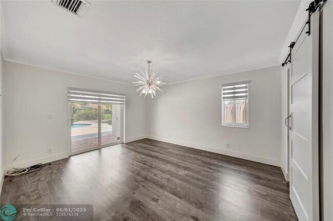 Building Photo - 6401 Crossbow Ct