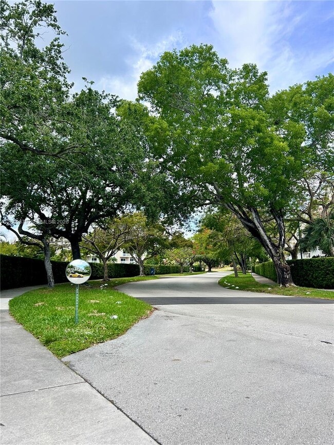 Building Photo - 7740 Camino Real
