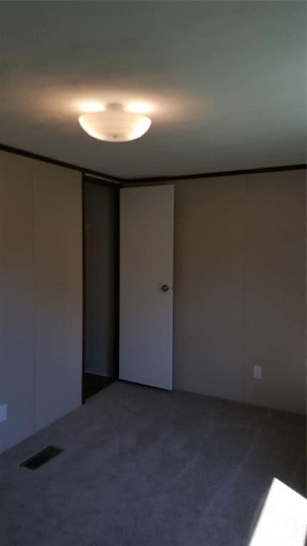 Building Photo - 104 Young St