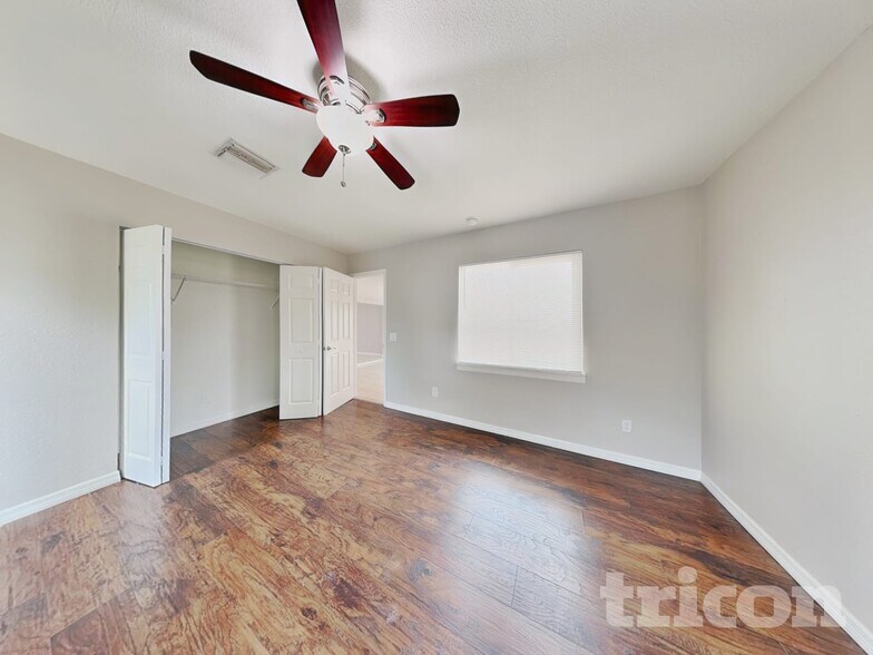 Building Photo - 320 Rigel Rd