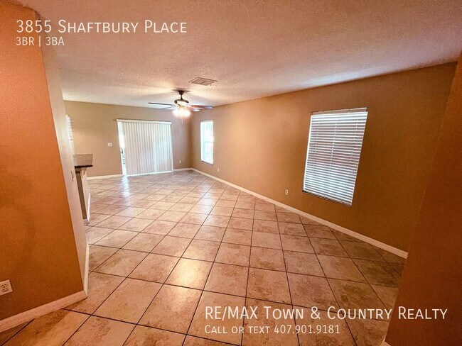 Building Photo - Walden Chase Townhome for Rent in Oviedo
