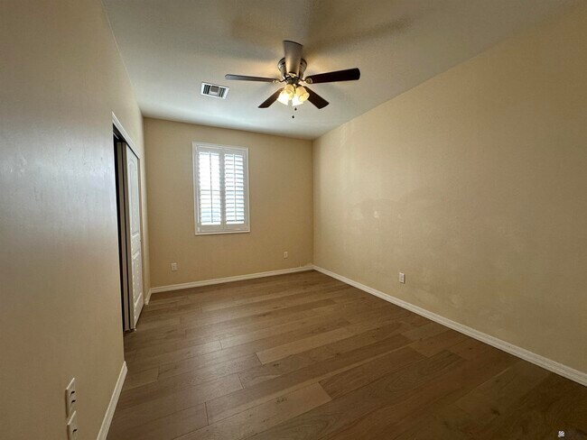 Building Photo - 6558 E 35th Rd