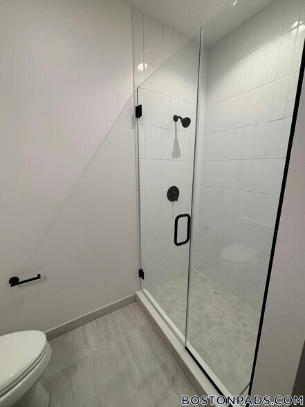 Building Photo - 199 Gardner St