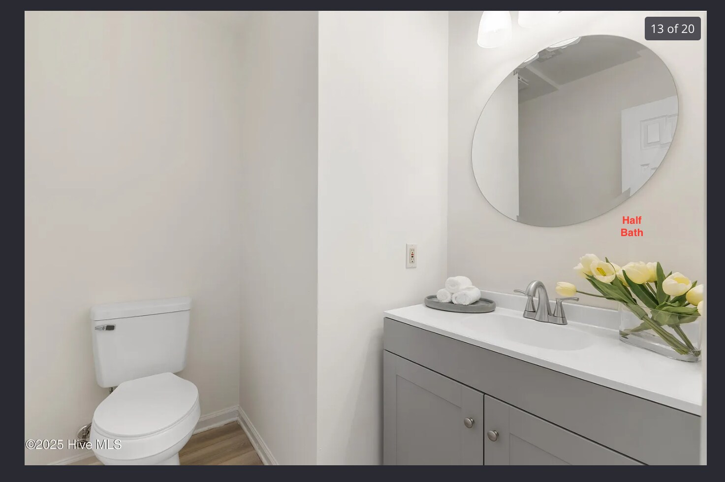 Building Photo - Room in House on Country Ln