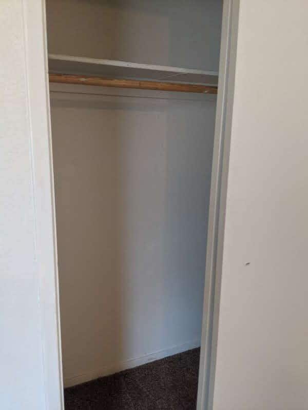 Building Photo - Competitively priced Two Bedroom Apartment Home! Do Not Miss Out On This Amazing Opportunity!