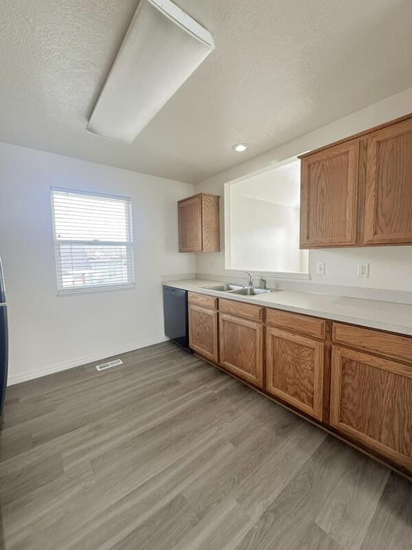 Building Photo - 327 N 270 W